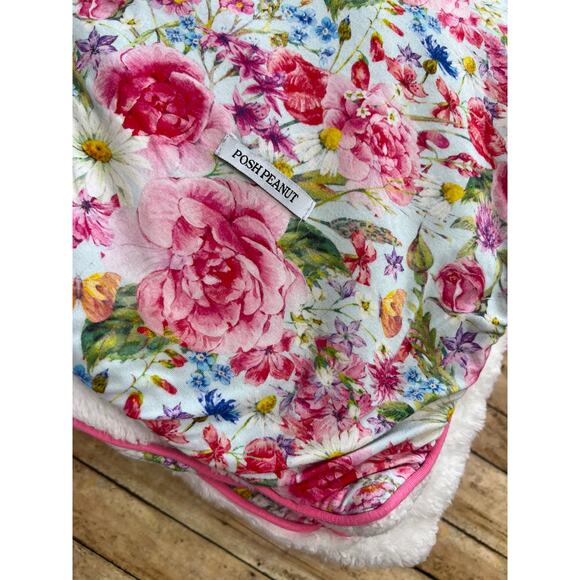 Posh Peanut Alice Floral Bamboo Luxe Plush Patoo Blanket 60x60" - Picture 2 of 4